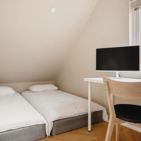 Dinbnb Apartments I Mid-City Luxury With Mini Balcony And Smart Tv & Sound System Bergen Exteriér fotografie